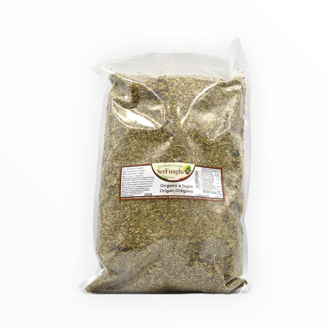 Bag of Origano Sbriciolato Calabrese by Serfunghi, a finely crumbled oregano seasoning from Calabria, showcasing Mediterranean flavors.